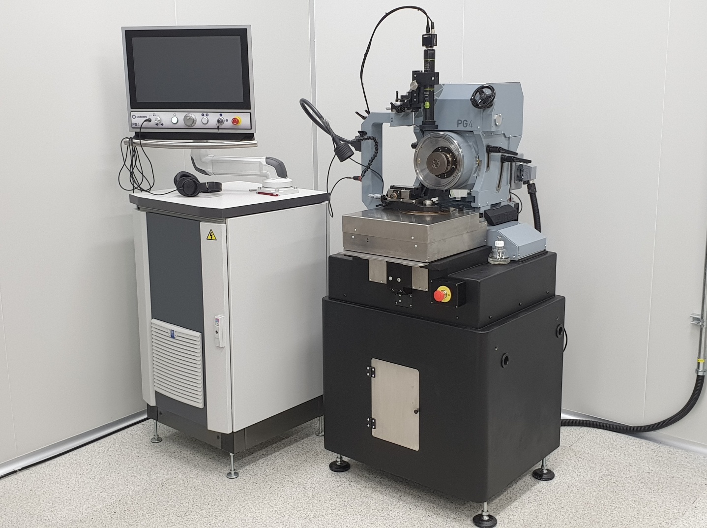 초정밀 CNC 공구 연삭기