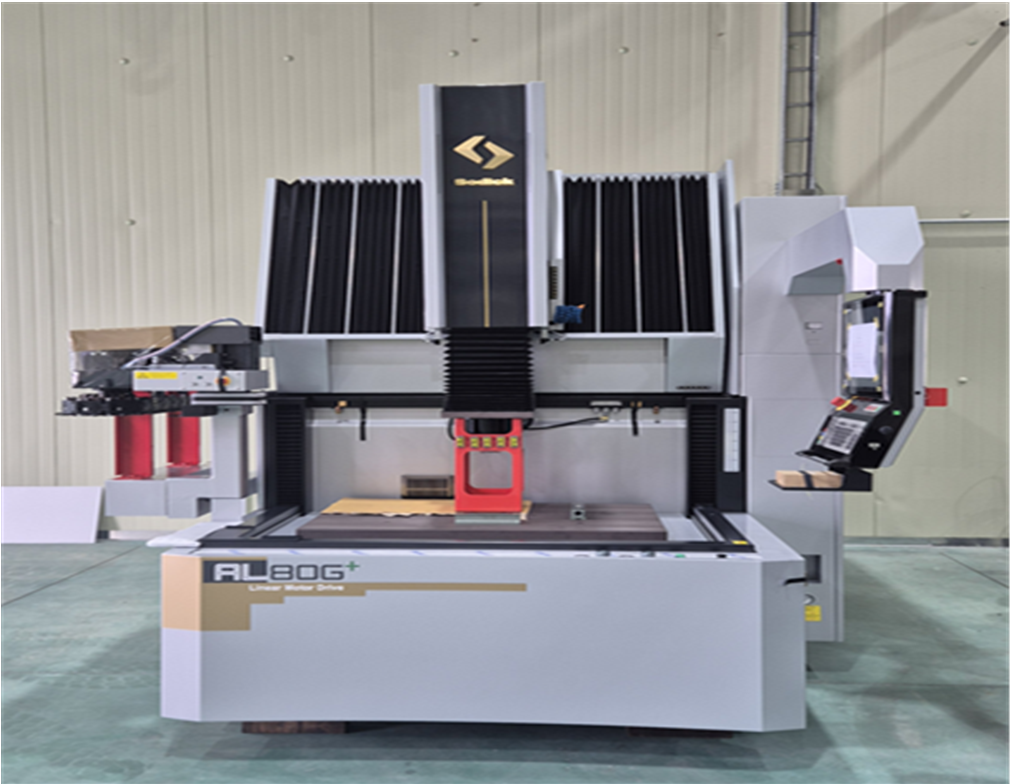 고정밀 침전식 방전가공기